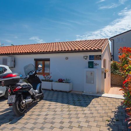 Holiday Home Jasminka 梅杜林 外观 照片
